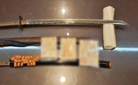脇差 在銘 1振 無銘 2振 拵入
