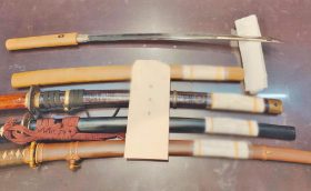 刀 無銘 1振 拵入 脇差 在銘 2振 無銘 1振 拵入 保存会鑑定書